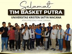 Ikuti SBL 2023, Tim Basket Putra UKSW dan SMA Kristen Satya Wacana Bawa Pulang Trophy Juara