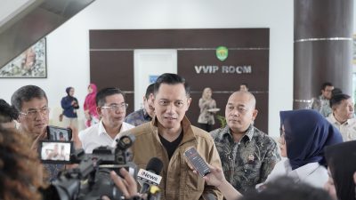 Tiba di Balikpapan, Menteri AHY Hadiri Peresmian dan Penyerahan Sertipikat Tanah Elektronik untuk Istana Garuda dan Istana Negara di IKN