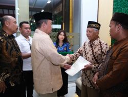 Serahkan Sertipikat Wakaf di Kanwil BPN Provinsi D.I. Yogyakarta, Menteri Nusron Gandeng Organisasi Keagamaan untuk Percepat Pendaftaran Tanah Wakaf