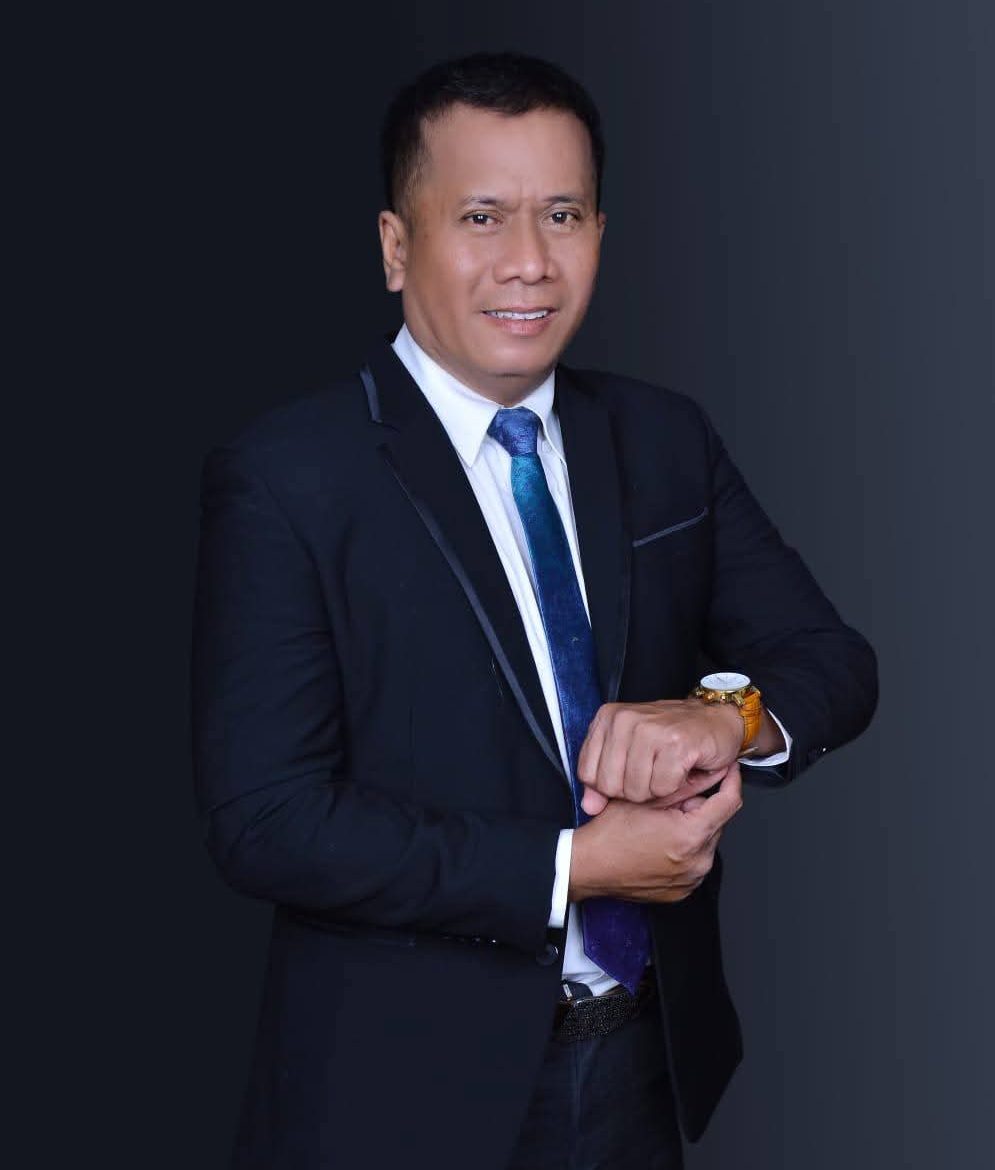 S.T. Herbert Aritonang., S.H., S.sos seorang Advokat, Kurator sekaligus Pengamat Sosial, ia hadir sebagai tamu di program siaran radio Obralan Umat (OBAT) RPK, Jumat (13/02) di Studio RPK.Fm, Cawang, Jakarta Timur. OBAT kali itu mengangkat topik bahasan dengan judul "Kasak-kusuk KAS". Foto: Dok. Pribadi,.