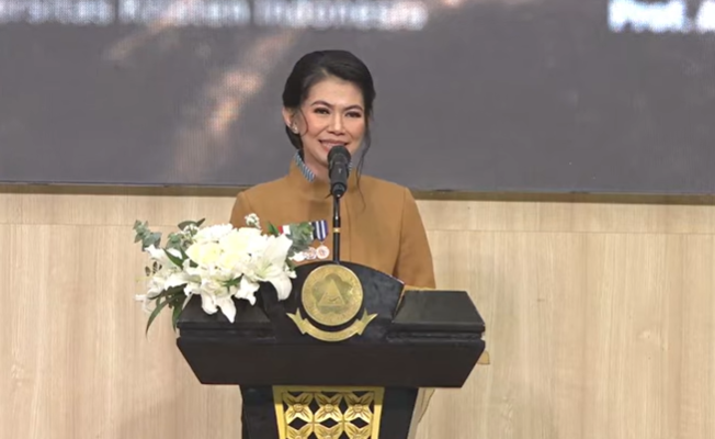 Prof. Angel Damayanti. Foto: sc Youtube UKI Official, Jumat (13/02).